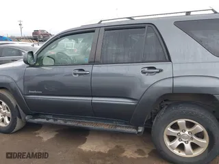 2005 Toyota 4Runner SR5 with VIN JTEZU14R258025609, listed as a IAAI auction lot 41492535 with 111,058 mi miles. Bid and sale history available at carsss.com. Image 14.