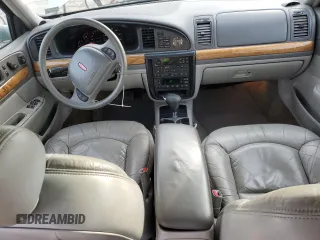 1998 Lincoln Continental with VIN 1LNFM97V0WY741632, listed as a Copart auction lot 42913755 with 192,451 mi miles and Salvage Title. Bid and sale history available at carsss.com. Image 8.