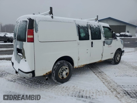 2004 Chevrolet Express Cargo z VIN 1GCHG35U341136344, wystawiony jako Copart lot #42005825 z przebiegiem 60 337 mil mil oraz Czysty tytuł • Clean title. Historia ofert i sprzedaży dostępna na DreamBid. Obrazek 3.