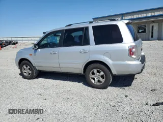 2006 Honda Pilot EX-L with VIN 2HKYF18546H512704, listed as a Copart auction lot 53295185 with 218,307 mi miles and Salvage Title. Bid and sale history available at DreamBid. Image 2.