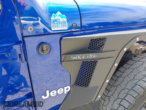 2019 Jeep Wrangler Unlimited Sport Altitude with VIN 1C4HJXDG2KW532866, listed as a IAAI auction lot 42320008 with 66,316 mi miles and . Bid and sale history available at DreamBid. Image 19.