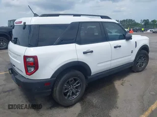 2024 Ford Bronco Sport Big Bend z VIN 3FMCR9B67RRE17231, wystawiony jako IAAI lot #42291575 z przebiegiem 19 mil mil oraz . Historia ofert i sprzedaży dostępna na DreamBid. Obrazek 4.