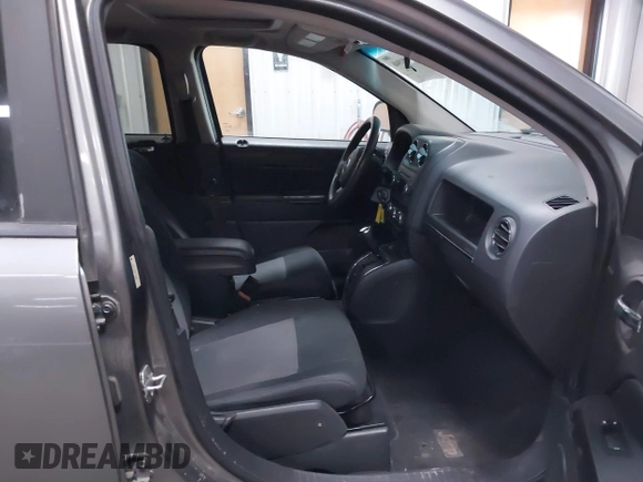 2011 Jeep Compass with VIN 1J4NF1FB3BD278383, listed as a IAAI auction lot 41901946 with 127,083 mi miles and . Bid and sale history available at DreamBid. Image 5.