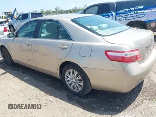 2009 Toyota Camry z VIN 4T4BE46K29R070469, wystawiony jako IAAI lot #42221980 z przebiegiem 136 966 mil mil oraz . Historia ofert i sprzedaży dostępna na DreamBid. Obrazek 3.