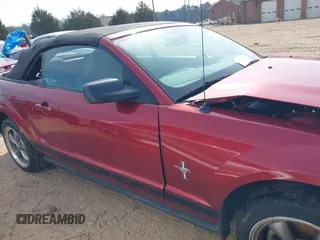 2006 Ford Mustang Standard с VIN 1ZVFT84N765152002, выставлен на аукционе IAAI как лот 41806483 с пробегом 154 497 миль миль и . История ставок и продаж доступна на DreamBid. Изображение 13.