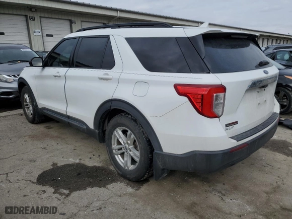 2020 Ford Explorer XLT with VIN 1FMSK7DH5LGB18340, listed as a Copart auction lot 42372295 with 114,670 mi miles and Salvage Title. Bid and sale history available at carsss.com. Image 2.