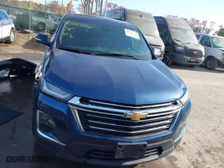 2022 Chevrolet Traverse LT Cloth with VIN 1GNERGKW5NJ163323, listed as a IAAI auction lot 40683777 with 47,505 mi miles. Bid and sale history available at carsss.com. Image 13.