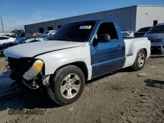 2000 GMC Sierra 1500 SL with VIN 1GTEC14W2YZ222595, listed as a Copart auction lot 46696105 with 257,868 mi miles and Salvage Title. Bid and sale history available at DreamBid. Image 1.
