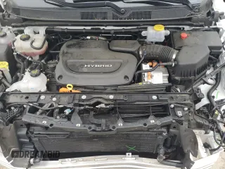 2023 Chrysler Pacifica Hybrid Limited with VIN 2C4RC1S70PR543587, listed as a Copart auction lot 60439795 with 11,558 mi miles and Salvage title. Bid and sale history available at DreamBid. Image 12.