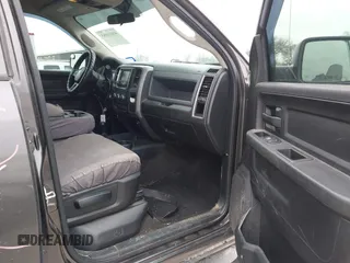 2018 Ram 2500 Tradesman with VIN 3C6UR5HL5JG166828, listed as a IAAI auction lot 41611085 with 151,716 mi miles. Bid and sale history available at carsss.com. Image 5.