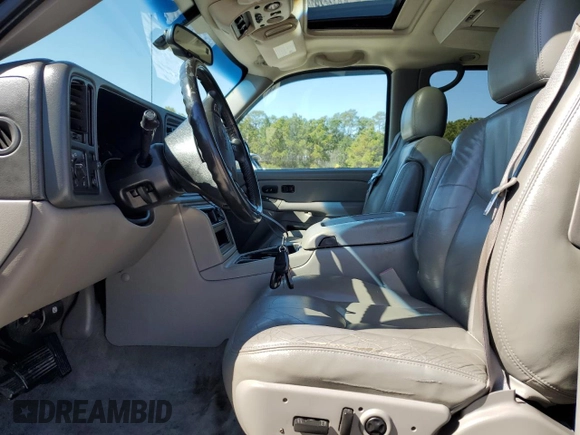 2005 GMC Yukon XL SLT with VIN 3GKEC16Z25G207232, listed as a Copart auction lot 45789745 with 184,032 mi miles and Salvage Title. Bid and sale history available at carsss.com. Image 7.