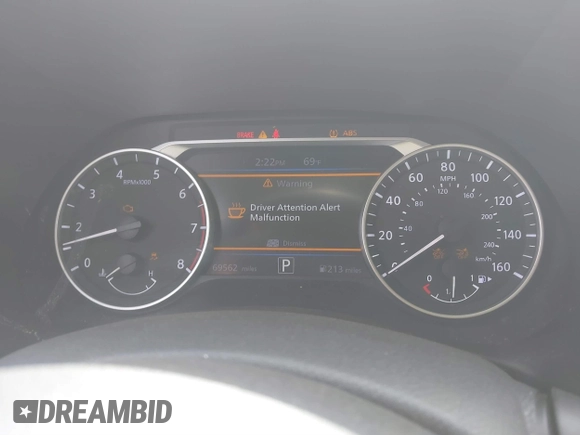 2022 Nissan Sentra SV with VIN 3N1AB8CV2NY241188, listed as a IAAI auction lot 41785642 with 69,562 mi miles. Bid and sale history available at carsss.com. Image 7.