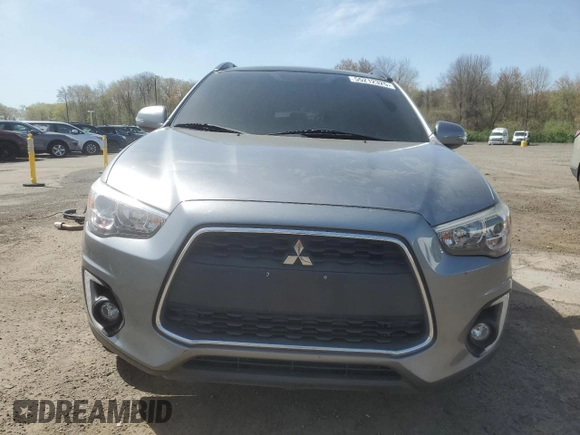 2015 Mitsubishi Outlander GT with VIN 4A4AP4AW0FE039332, listed as a Copart auction lot 54896985 with 61,733 mi miles and Salvage title. Bid and sale history available at DreamBid. Image 5.