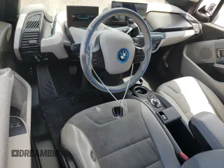 2015 BMW i3 с VIN WBY1Z4C58FV279653, выставлен на аукционе Copart как лот 58234785 с пробегом 73 522 миль миль и Списание • Salvage title. История ставок и продаж доступна на DreamBid. Изображение 8.