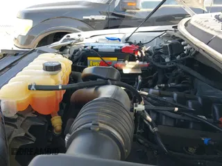 2018 Ford F-150 XL с VIN 1FTFX1C57JKF08037, выставлен на аукционе IAAI как лот 41683537 с пробегом 195 633 миль миль и . История ставок и продаж доступна на DreamBid. Изображение 19.