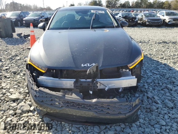 2024 Kia K5 LXS with VIN 5XXG14J25RG235329, listed as a Copart auction lot 43849115 with 39,482 mi miles and Salvage Title. Bid and sale history available at carsss.com. Image 5.