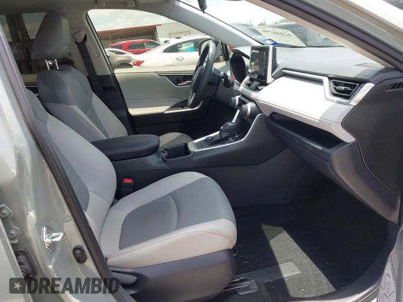 2023 Toyota RAV4 Hybrid XLE Premium с VIN JTMB6RFV6PD079532, выставлен на аукционе IAAI как лот 42448290 с пробегом 45 820 миль миль и . История ставок и продаж доступна на DreamBid. Изображение 5.