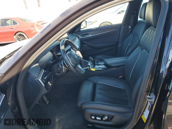 2021 BMW 5 Series 540i with VIN WBA53BJ06MWX28140, listed as a Copart auction lot 43369545 with 19,694 mi miles and Non Repairable. Bid and sale history available at DreamBid. Image 7.