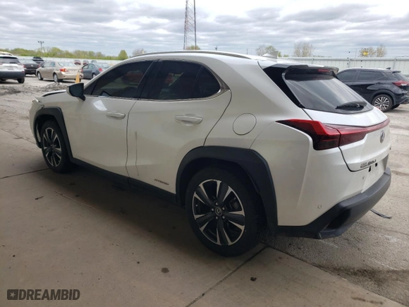 2020 Lexus UX with VIN JTHP9JBH9L2032384, listed as a Copart auction lot 50824393 with 43,709 mi miles. Bid and sale history available at carsss.com. Image 2.