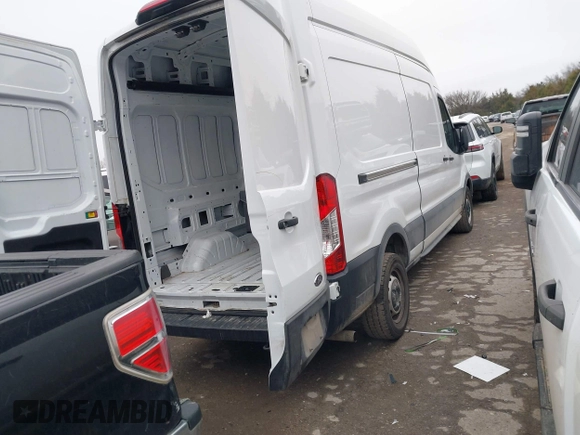 2022 Ford Transit Cargo z VIN 1FTBR1X84NKA82407, wystawiony jako IAAI lot #41503201 z przebiegiem 53 194 mil mil oraz . Historia ofert i sprzedaży dostępna na DreamBid. Obrazek 4.