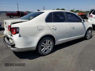 2007 Volkswagen Jetta 2.5 with VIN 3VWSG71K27M097848, listed as a Copart auction lot 60320245 with 272,183 mi miles and Salvage title. Bid and sale history available at DreamBid. Image 3.