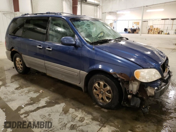 2005 Kia Sedona LX with VIN KNDUP132556681132, listed as a Copart auction lot 45687035 with 226,291 mi miles and Non Repairable. Bid and sale history available at carsss.com. Image 4.