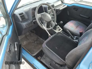 1994 Geo Tracker z VIN 2CNBE18U0R6940807, wystawiony jako Copart lot #78071244 z przebiegiem 116 472 mil mil oraz Nie do naprawy. Historia ofert i sprzedaży dostępna na DreamBid. Obrazek 8.