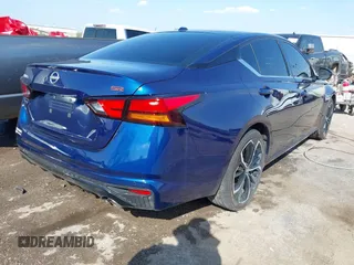 2023 Nissan Altima SR z VIN 1N4BL4CV0PN345188, wystawiony jako IAAI lot #42034378 z przebiegiem 65 305 mil mil oraz . Historia ofert i sprzedaży dostępna na DreamBid. Obrazek 4.