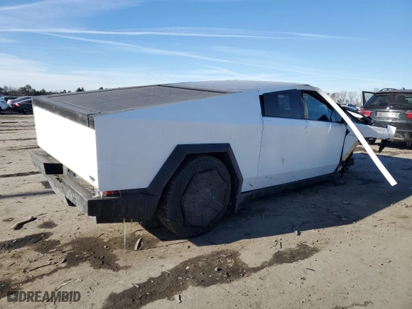 2024 Tesla Cybertruck Cyberbeast with VIN 7G2CEHEE8RA037002, listed as a Copart auction lot 41739945 with NaN miles and Salvage Title. Bid and sale history available at carsss.com. Image 3.