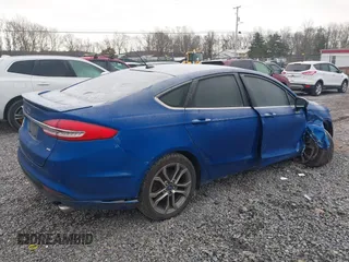 2017 Ford Fusion SE with VIN 3FA6P0H7XHR404884, listed as a IAAI auction lot 40778781 with 95,260 mi miles. Bid and sale history available at carsss.com. Image 4.