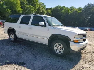 2004 Chevrolet Suburban Z71 with VIN 3GNFK16Z74G245340, listed as a Copart auction lot 57491305 with 283,174 mi miles and Salvage title. Bid and sale history available at DreamBid. Image 4.