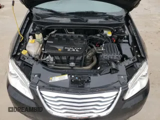 2013 Chrysler 200 Touring with VIN 1C3CCBBB4DN541984, listed as a Copart auction lot 44796925 with 54,346 mi miles and Clean Title. Bid and sale history available at DreamBid. Image 11.