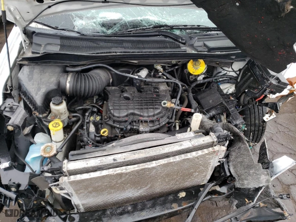 2014 Dodge Grand Caravan SE with VIN 2C4RDGBG0ER473442, listed as a Copart auction lot 49376295 with 106,092 mi miles and Salvage Title. Bid and sale history available at carsss.com. Image 11.