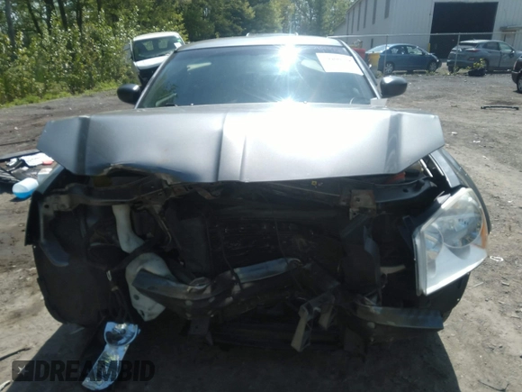 2005 Dodge Magnum z VIN 2D4FV48T65H514409, wystawiony jako IAAI lot #40228866 z przebiegiem 192 284 mil mil oraz . Historia ofert i sprzedaży dostępna na DreamBid. Obrazek 6.