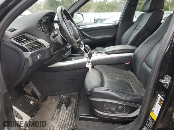 2011 BMW X5 35i with VIN 5UXZV4C52BL416493, listed as a Copart auction lot 50415165 with 116,449 mi miles and Clean Title. Bid and sale history available at carsss.com. Image 7.