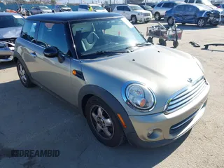 2011 MINI Hardtop with VIN WMWSU3C5XBT097759, listed as a IAAI auction lot 42217013 with 161,665 mi miles and . Bid and sale history available at DreamBid. Image 1.