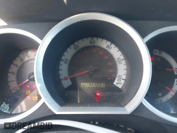 2014 Toyota Tacoma with VIN 5TFNX4CN6EX032823, listed as a IAAI auction lot 41711243 with 141,201 mi miles and . Bid and sale history available at DreamBid. Image 7.