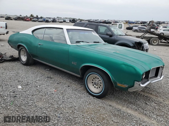 1972 Oldsmobile Cutlass with VIN 3G87H2M101964, listed as a Copart auction lot 70458154 with 25,469 mi miles and Salvage Title. Bid and sale history available at DreamBid. Image 4.