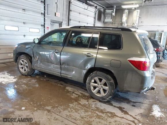 2009 Toyota Highlander with VIN JTEES41A392145884, listed as a IAAI auction lot 41628037 with 277,376 mi miles. Bid and sale history available at carsss.com. Image 3.