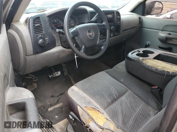2007 GMC Sierra 1500 Work Truck with VIN 1GTEC14C67Z583865, listed as a Copart auction lot 54379175 with 283,321 mi miles and Clean title. Bid and sale history available at DreamBid. Image 8.