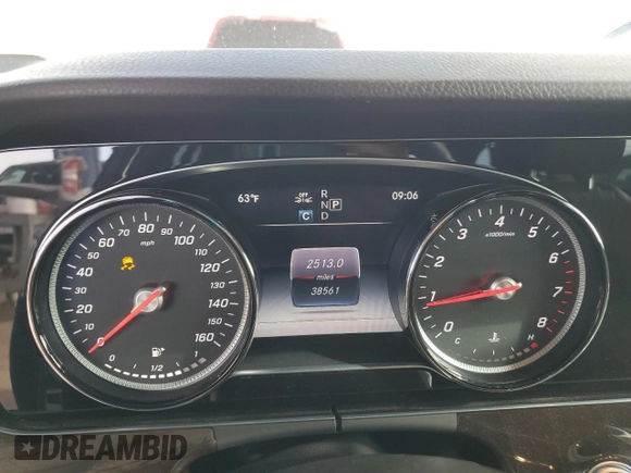 2019 Mercedes-Benz E 450 with VIN WDDZH6JB3KA561931, listed as a Copart auction lot 48417825 with 38,561 mi miles and Salvage Title. Bid and sale history available at DreamBid. Image 9.