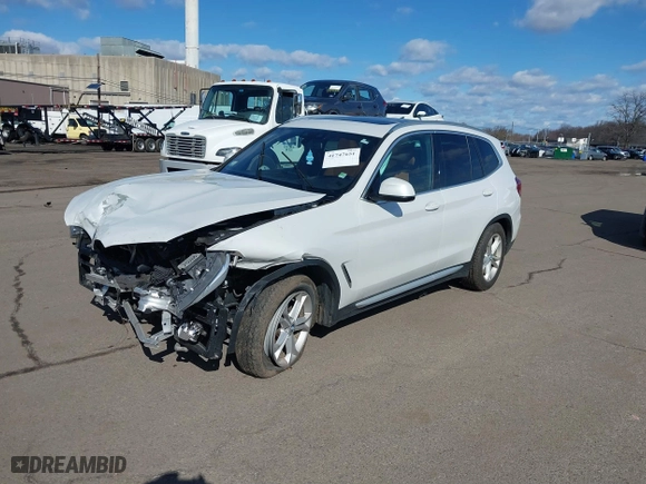 2019 BMW X3 xDrive30i with VIN 5UXTR9C53KLE14519, listed as a IAAI auction lot 41747651 with 141,273 mi miles. Bid and sale history available at carsss.com. Image 17.