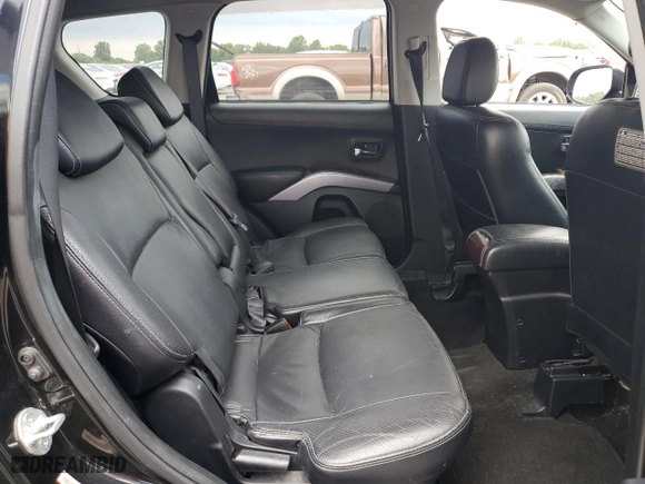 2010 Mitsubishi Outlander XLS with VIN JA4JT4AX5AZ009993, listed as a Copart auction lot 68136904 with 138,149 mi miles and Salvage Title. Bid and sale history available at carsss.com. Image 11.