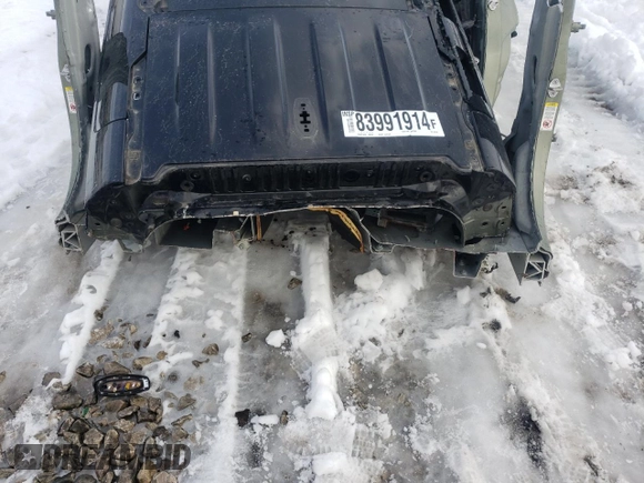 2020 Land Rover Defender HSE z VIN SALE9EEU4L2018152, wystawiony jako Copart lot #83991914 z przebiegiem Nie podano mil oraz Nie do naprawy • Non repairable. Historia ofert i sprzedaży dostępna na DreamBid. Obrazek 11.