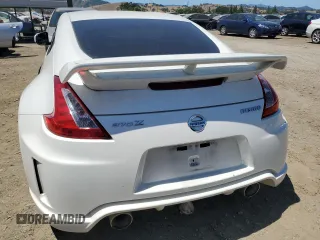 2011 Nissan 370Z Touring z VIN JN1AZ4EH7BM551606, wystawiony jako Copart lot #57173945 z przebiegiem Nie podano mil oraz Szkoda całkowita • Salvage title. Historia ofert i sprzedaży dostępna na DreamBid. Obrazek 6.