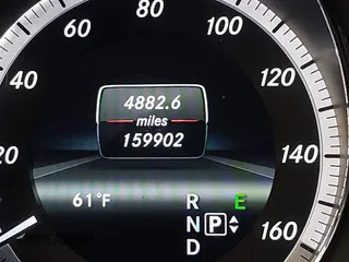 2013 Mercedes-Benz E 350 Luxury with VIN WDDHF5KB9DA765047, listed as a IAAI auction lot 41902991 with 159,902 mi miles and . Bid and sale history available at DreamBid. Image 15.