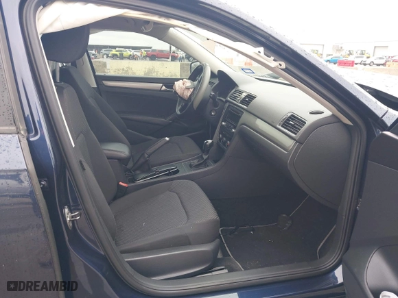 2014 Volkswagen Passat Wolfsburg Ed with VIN 1VWAS7A30EC049721, listed as a IAAI auction lot 41097234 with 139,843 mi miles. Bid and sale history available at carsss.com. Image 5.