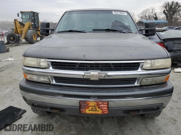 2001 Chevrolet Suburban LT with VIN 3GNGK26U31G141020, listed as a Copart auction lot 86370664 with 186,896 mi miles and Salvage Title. Bid and sale history available at carsss.com. Image 5.