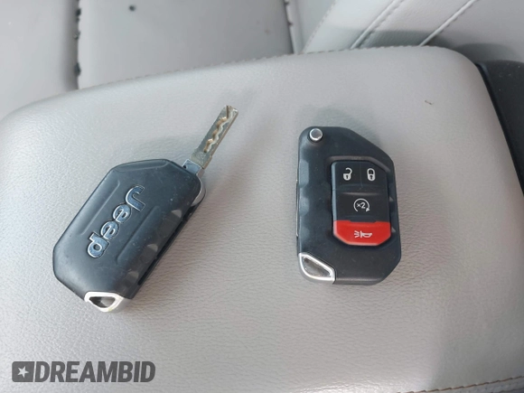 2021 Jeep Wrangler Unlimited Sahara with VIN 1C4JJXP63MW767719, listed as a IAAI auction lot 41906155 with 44,689 mi miles and . Bid and sale history available at DreamBid. Image 11.