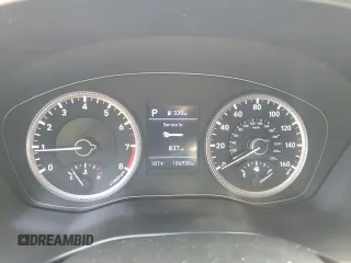 2019 Hyundai Santa Fe SE z VIN 5NMS2CAD5KH117727, wystawiony jako Copart lot #62860725 z przebiegiem 106 930 mil mil oraz Szkoda całkowita • Salvage title. Historia ofert i sprzedaży dostępna na DreamBid. Obrazek 9.
